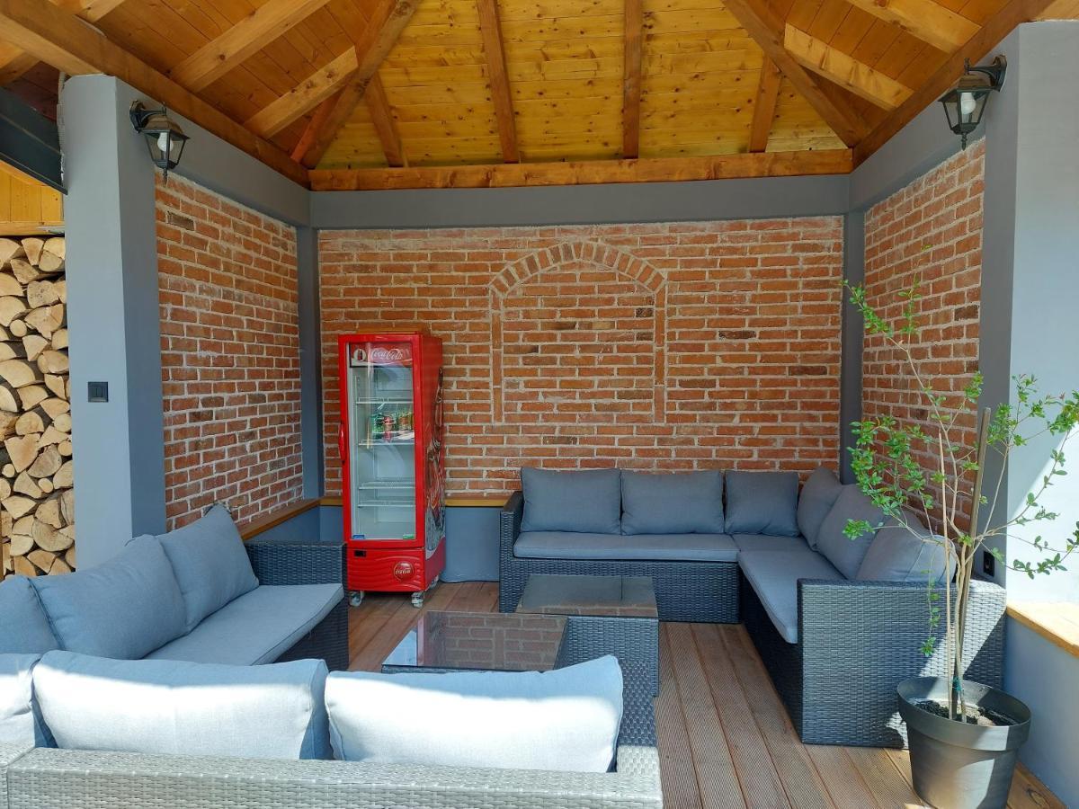 Apartment Карловац Экстерьер фото