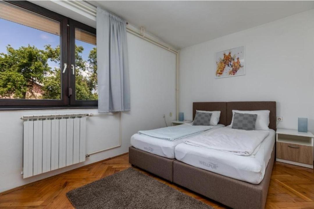 Apartment Карловац Экстерьер фото