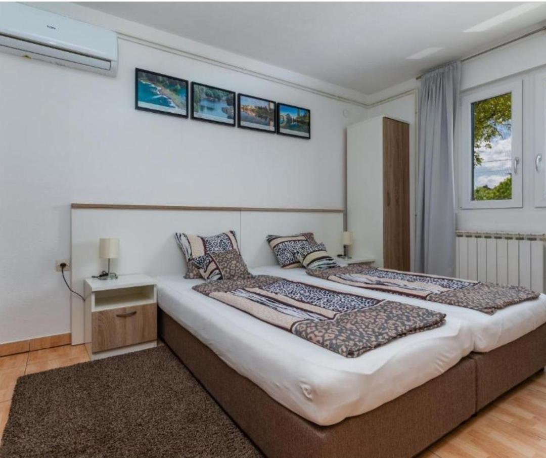 Apartment Карловац Экстерьер фото