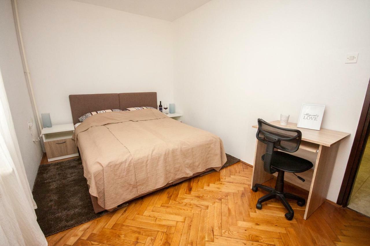 Apartment Карловац Экстерьер фото