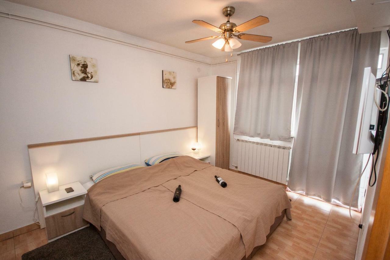 Apartment Карловац Экстерьер фото